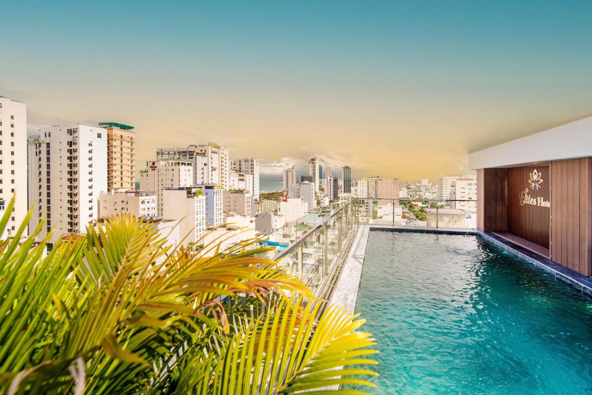 Elites Hotel Da Nang Esterno foto
